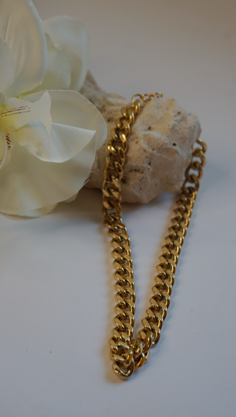 AVA CUBAN LINK CHAIN