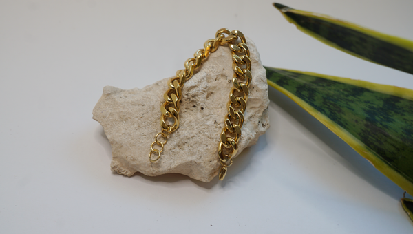 CHELSIE CUBAN LINK BRACELET